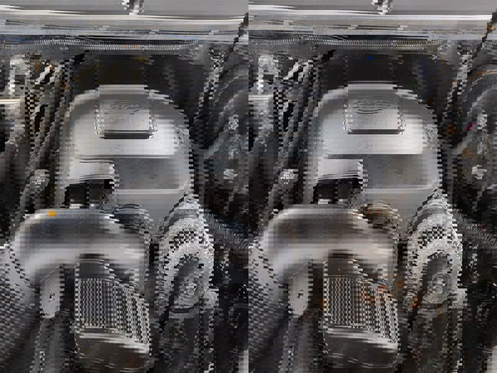 Used 2012 Cadillac Escalade Luxury image 15