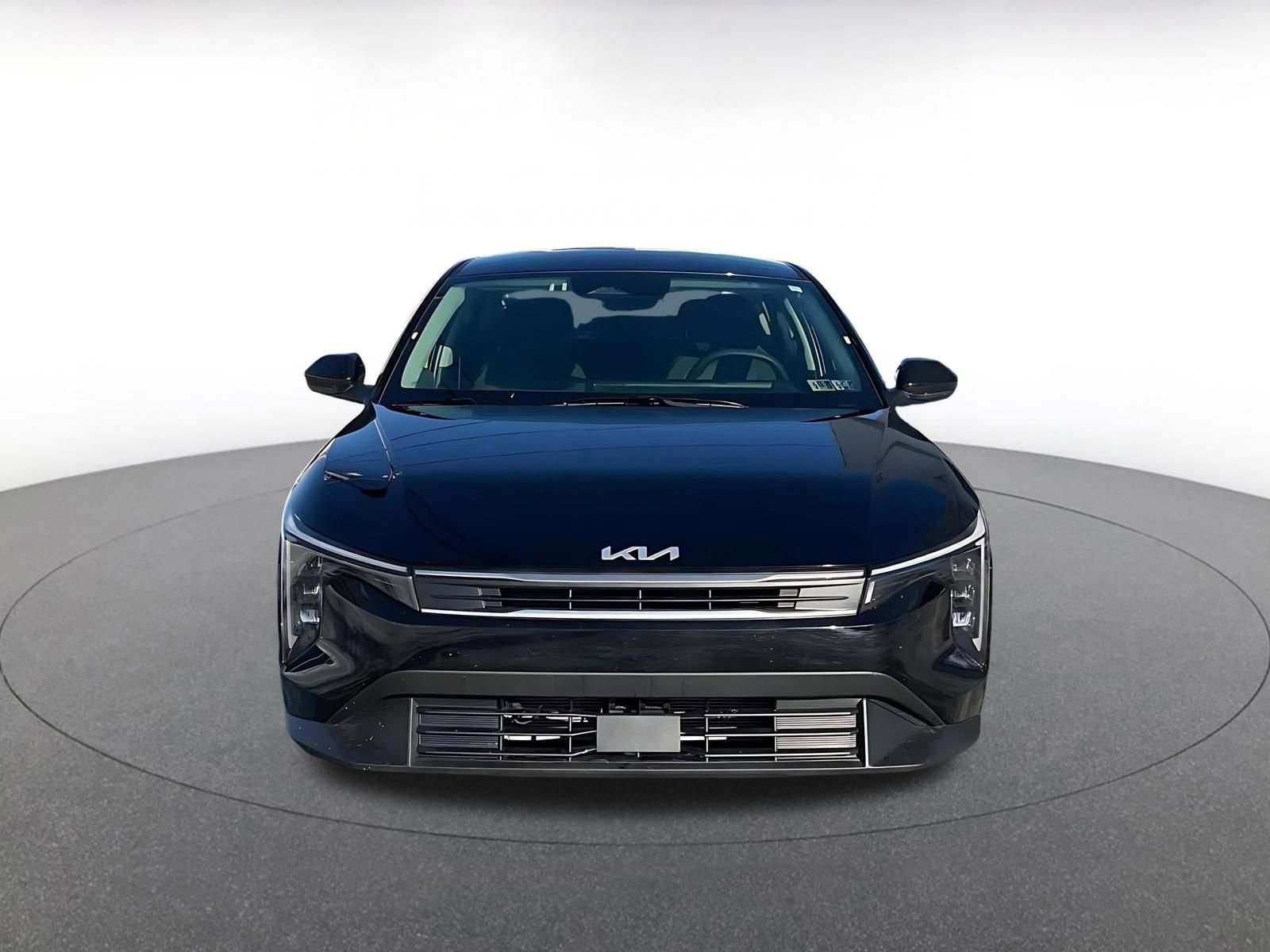 Used 2025 Kia K4 LXS image 4