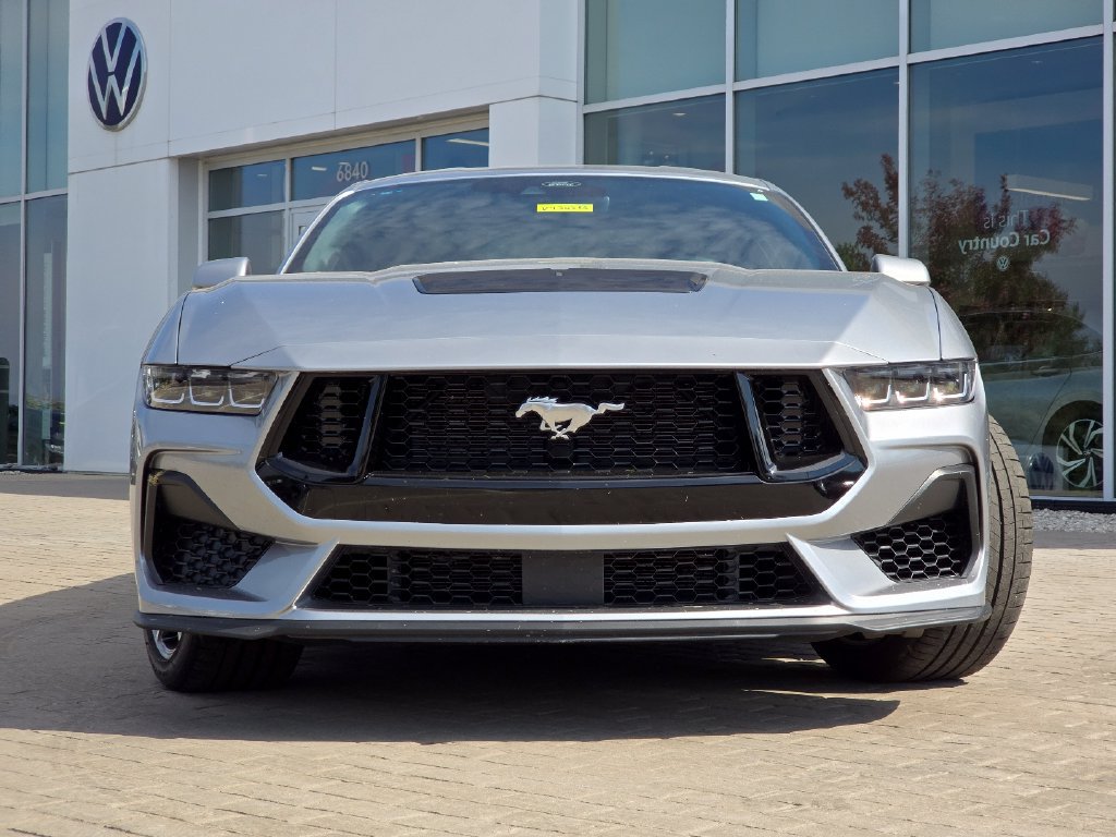Used 2024 Ford Mustang GT Premium w/ GT Performance Package RWD image 17