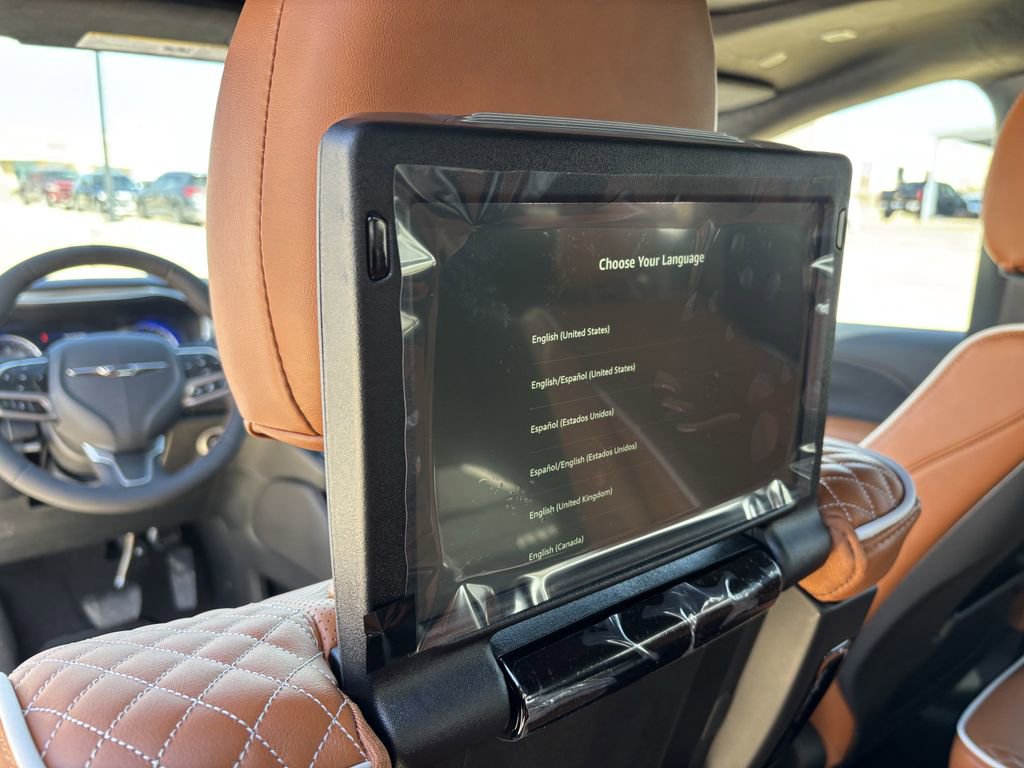New 2026 Chrysler Pacifica Pinnacle FWD image 26