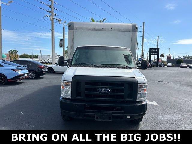 Used 2019 Ford E-350 and Econoline 350 Super Duty RWD image 2
