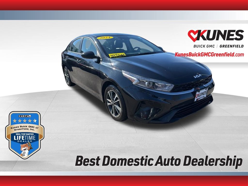 Used 2024 Kia Forte LXS image 1