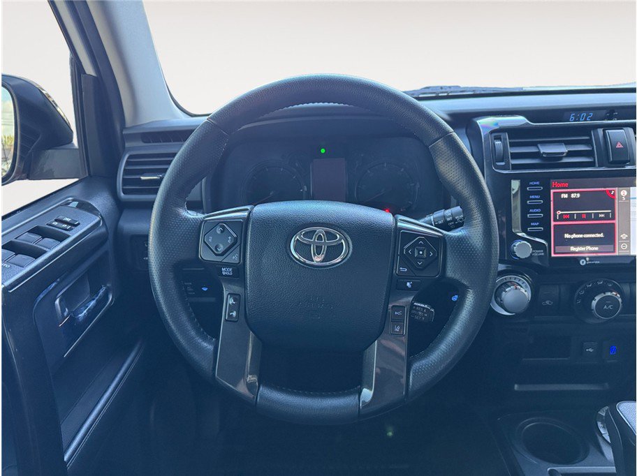 Used 2023 Toyota 4Runner 40th Anniversary SE AWD/4WD image 12