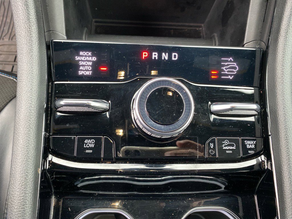 Used 2022 Jeep Grand Cherokee Trailhawk image 12