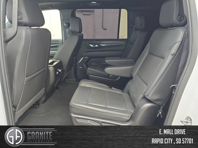 Used 2024 GMC Yukon XL Denali AWD/4WD image 26