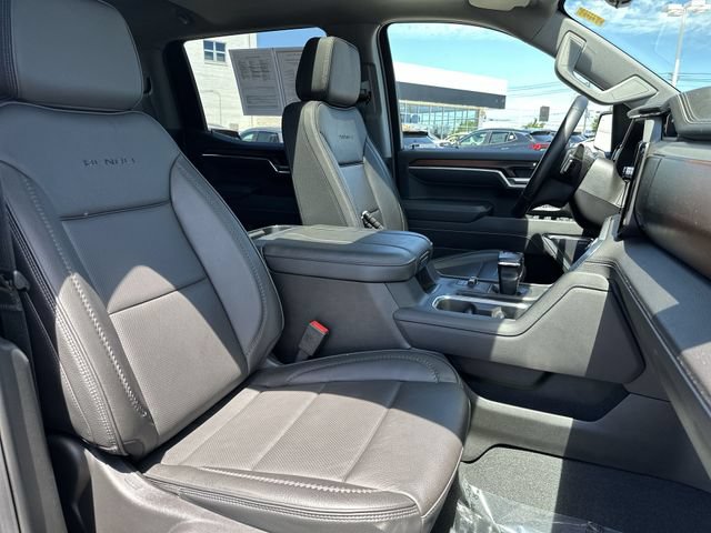 Certified 2025 GMC Sierra 1500 Denali w/ Technology Package AWD/4WD image 26