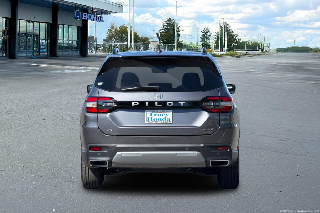 New 2026 Honda Pilot Elite image 8