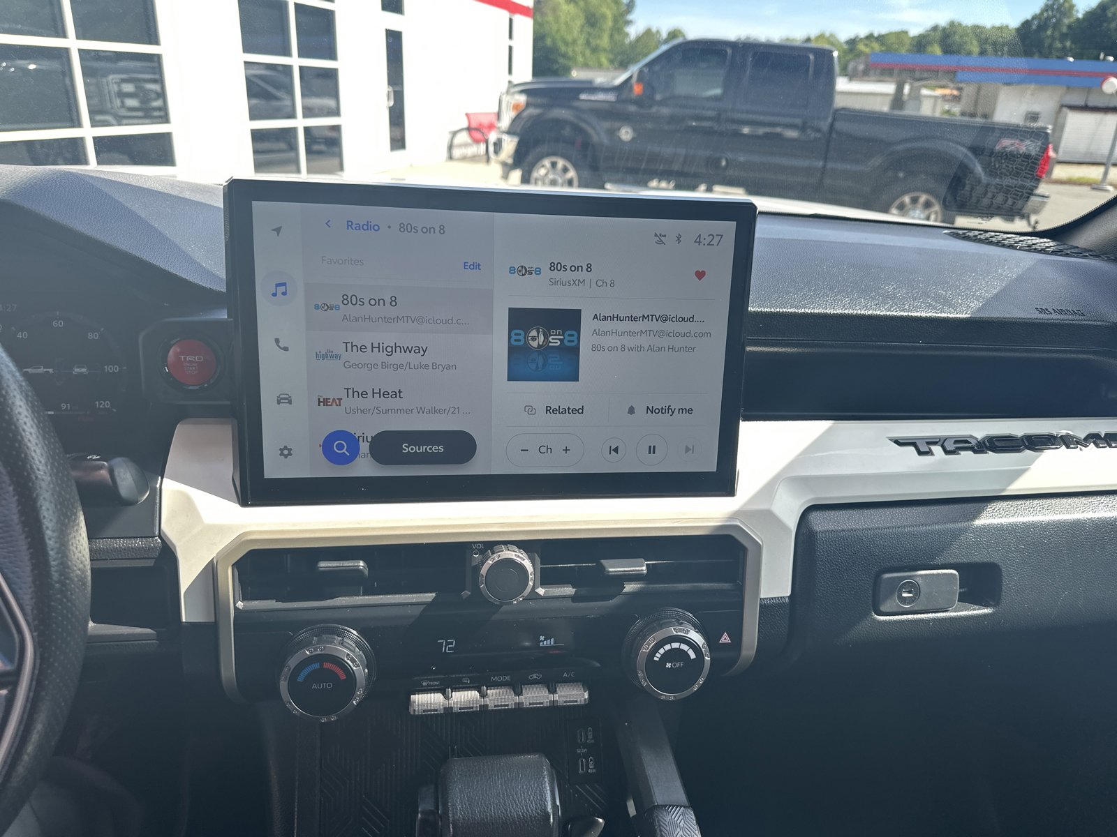 Used 2024 Toyota Tacoma TRD Off-Road AWD/4WD image 18