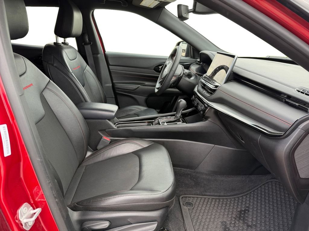 Used 2025 Jeep Compass Trailhawk AWD/4WD image 15