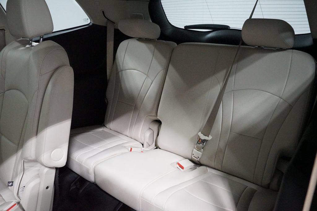 Used 2022 Buick Enclave Premium w/ Experience Buick Package FWD image 30