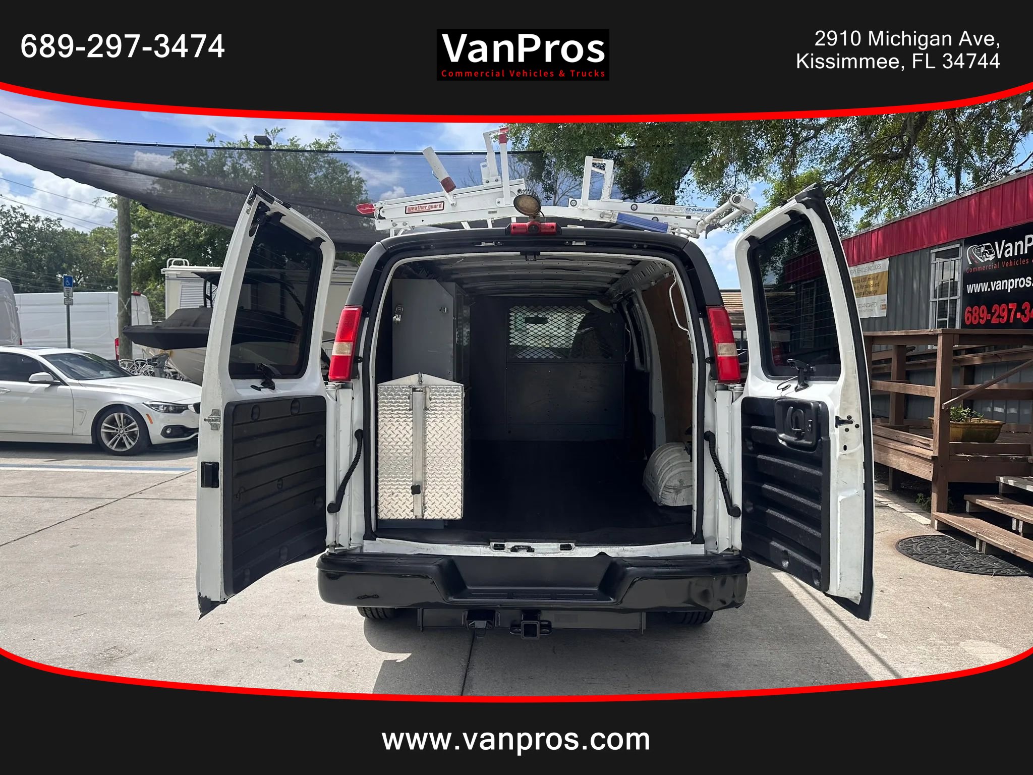 Used 2013 Chevrolet Express 3500 Extended image 12