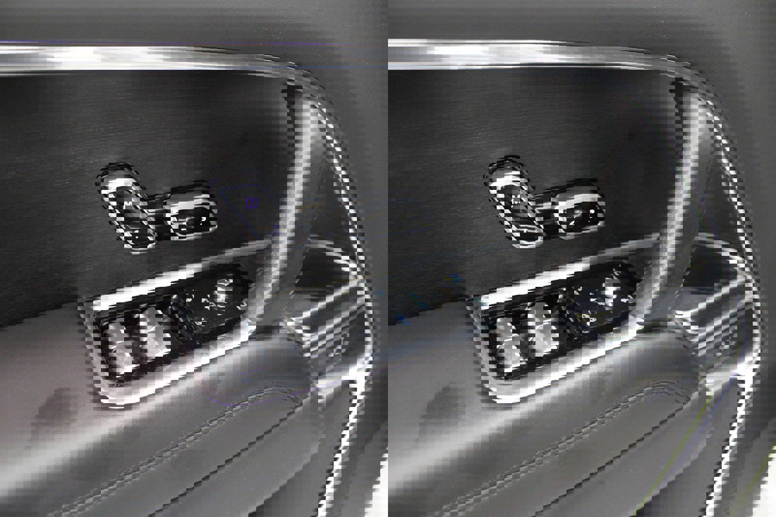 Used 2023 Land Rover Range Rover SE image 15