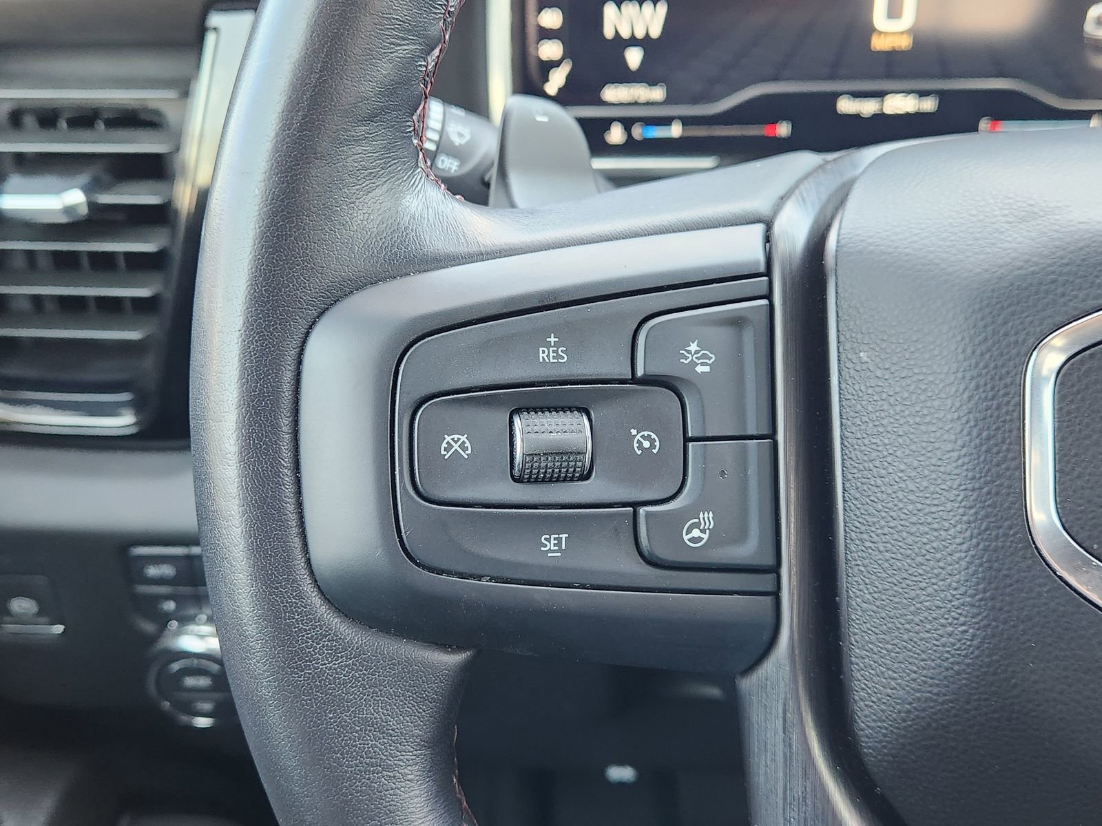 Used 2024 GMC Sierra 1500 AT4X image 31