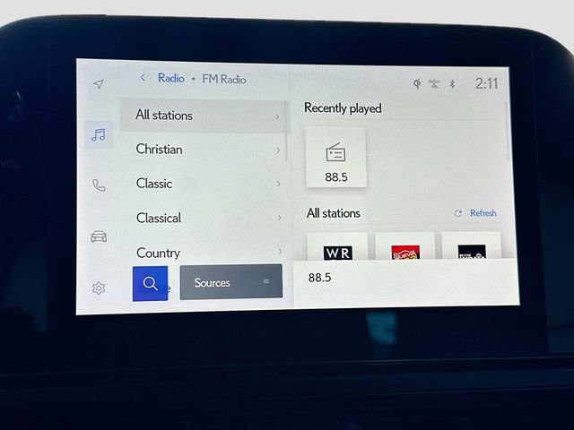 Used 2025 Lexus UX 300h FWD image 14