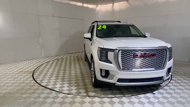 Used 2024 GMC Yukon Denali AWD/4WD image 5