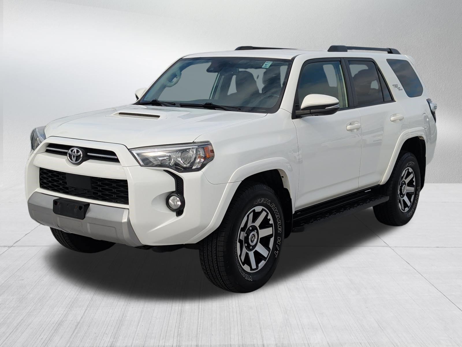 Certified 2020 Toyota 4Runner TRD Off-Road Premium AWD/4WD image 3