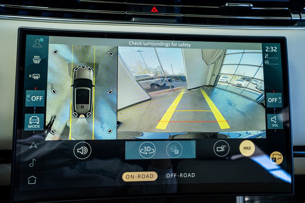 Used 2025 Land Rover Range Rover Autobiography image 43