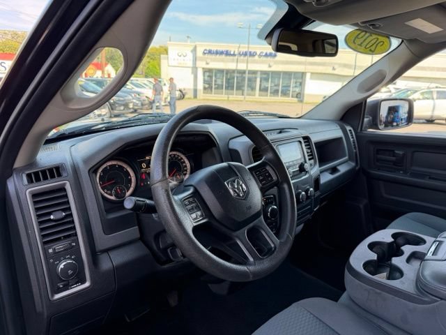 Used 2019 RAM 1500 Express AWD/4WD image 6