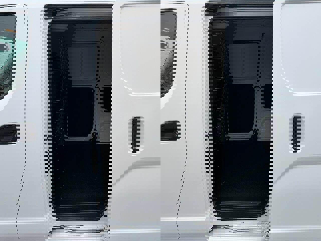 Used 2021 Nissan NV200 SV w/ Back Door Glass Package image 24