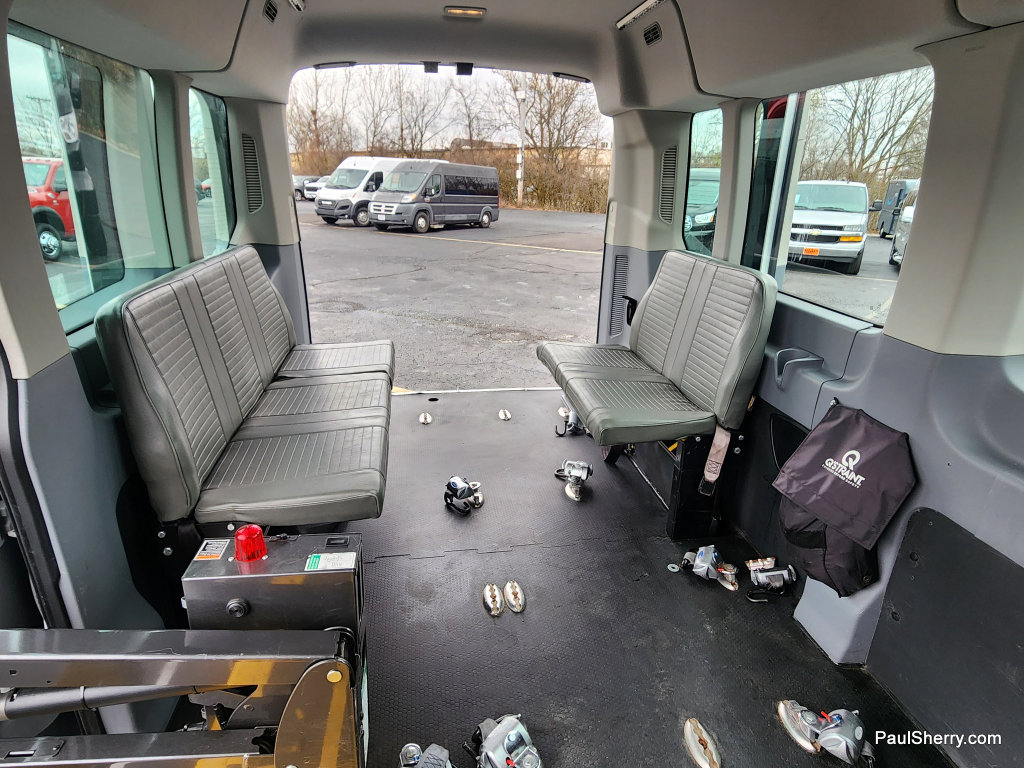 Used 2019 Ford Transit 350 XL image 5