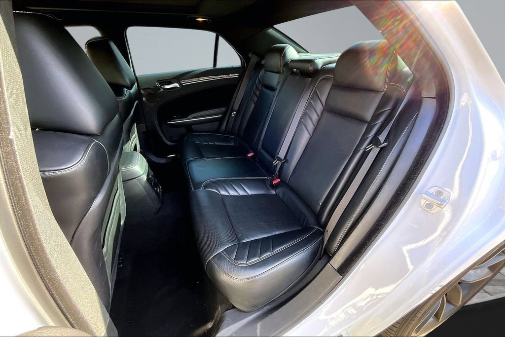 Used 2023 Chrysler 300 C RWD image 19