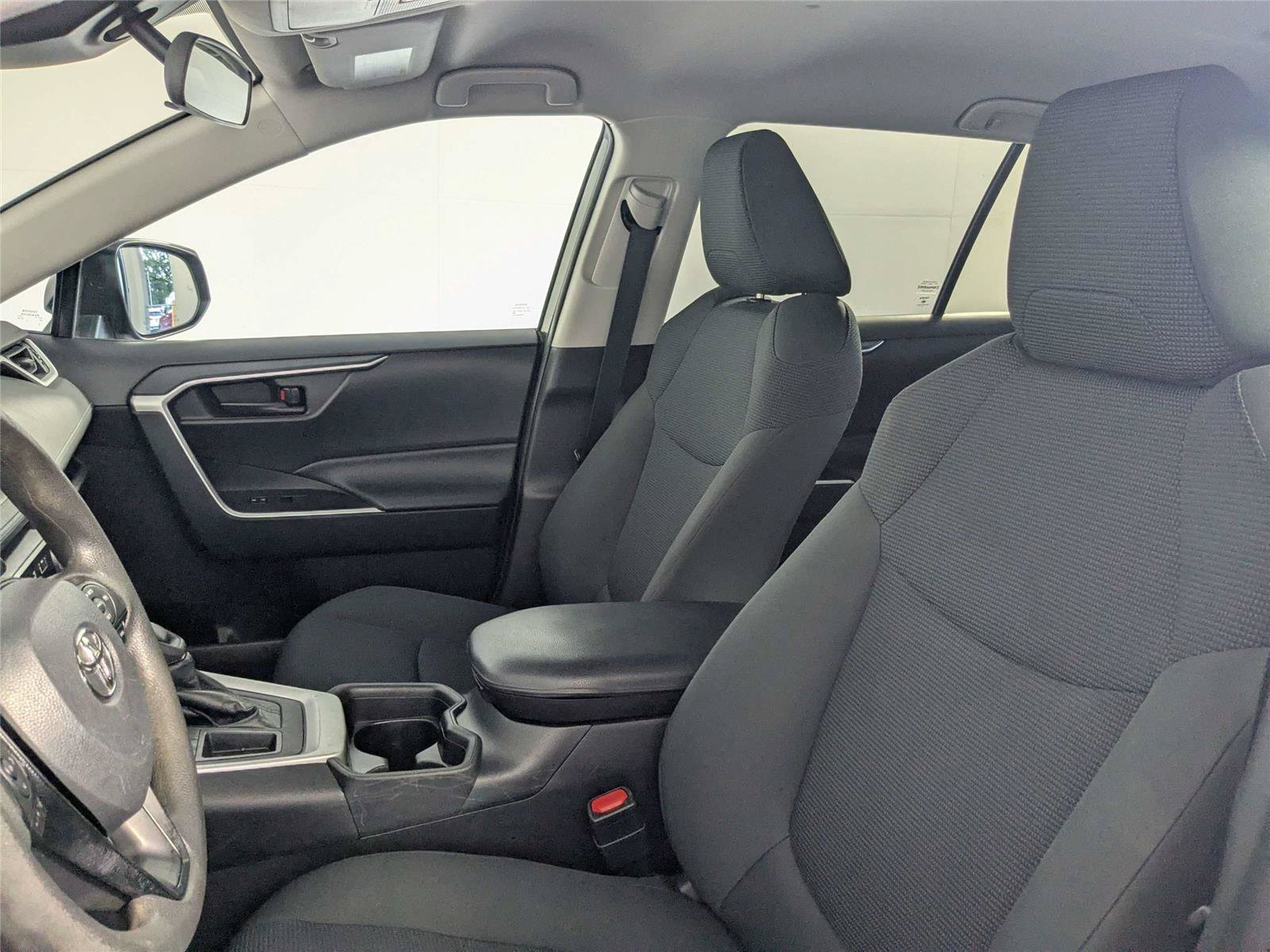 Used 2020 Toyota RAV4 LE w/ All Weather Liner Package FWD image 11