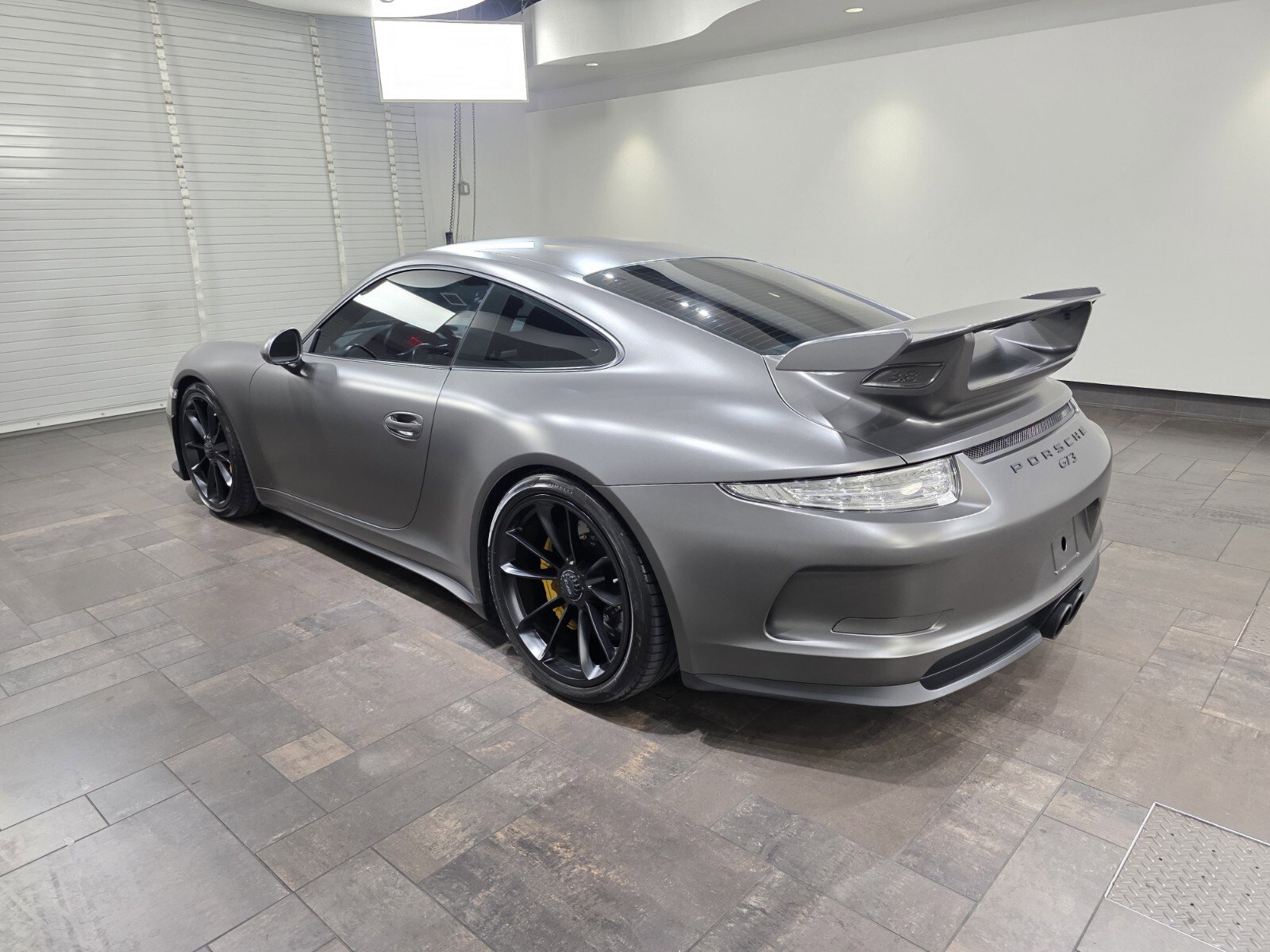 Used 2015 Porsche 911 GT3 image 4