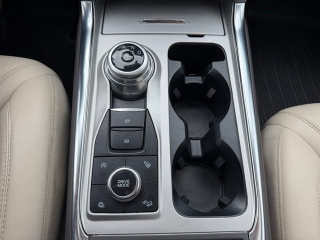 Used 2022 Ford Explorer Platinum w/ Equipment Group 601A AWD/4WD image 24