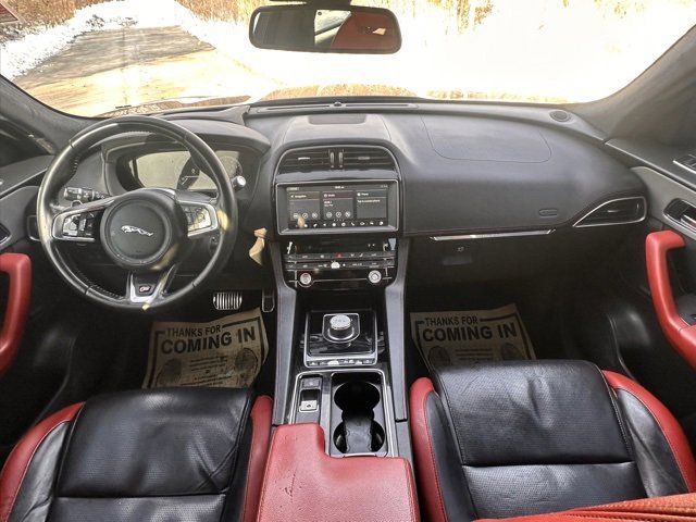 Used 2017 Jaguar F-PACE S image 25