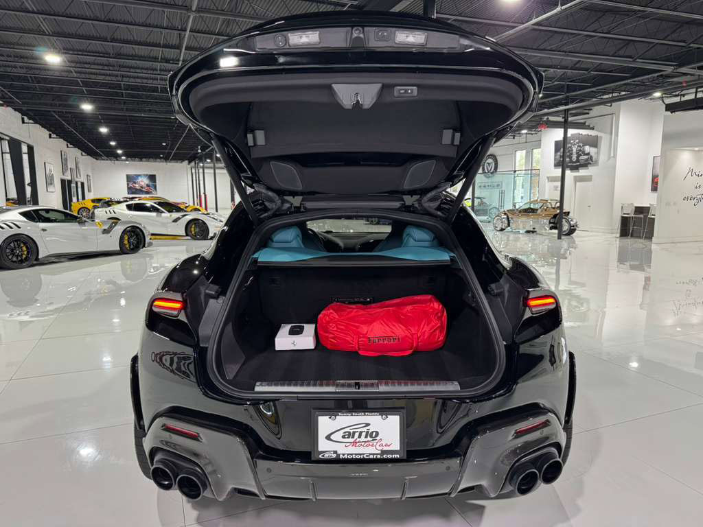 Used 2024 Ferrari Purosangue image 38