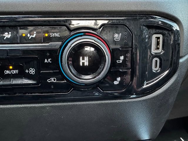 Certified 2024 Chevrolet Silverado 2500 High Country w/ High Country Premium Package image 15