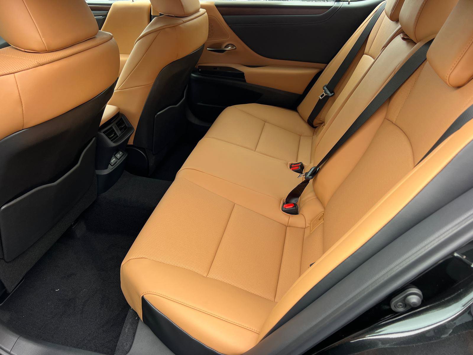 New 2025 Lexus ES 350 w/ Premium Package image 15