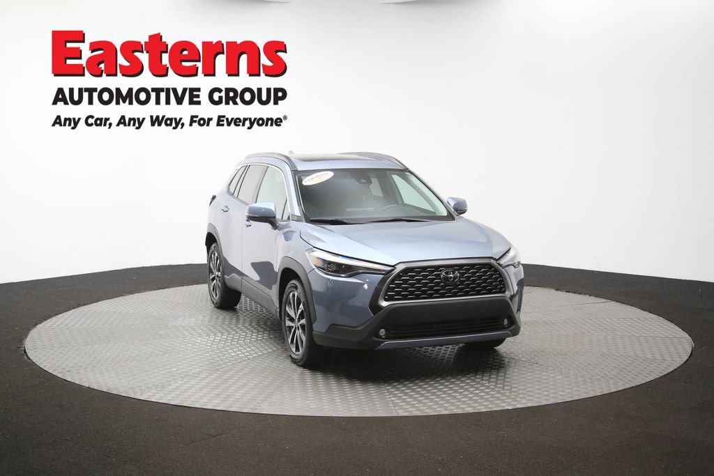 Used 2022 Toyota Corolla Cross XLE w/ Convenience Package AWD/4WD image 51
