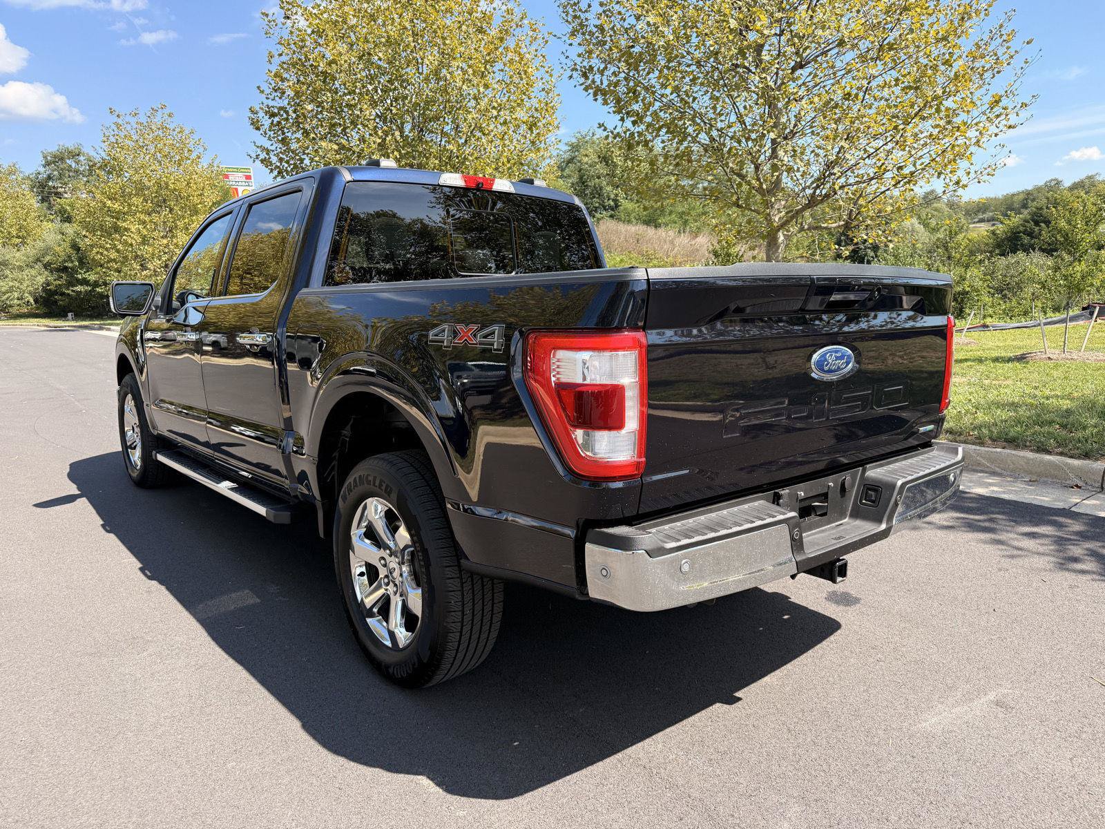 Used 2022 Ford F150 Lariat w/ Equipment Group 502A High AWD/4WD image 7