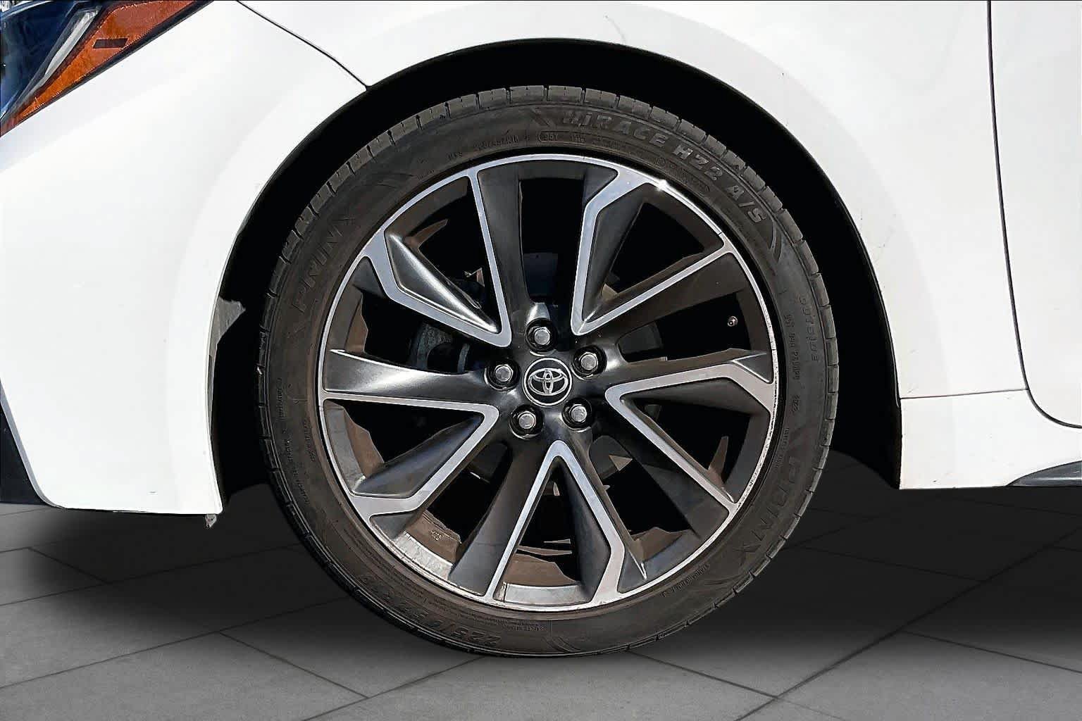 Used 2021 Toyota Corolla SE w/ Carpet Mat Package (TMS) FWD image 10