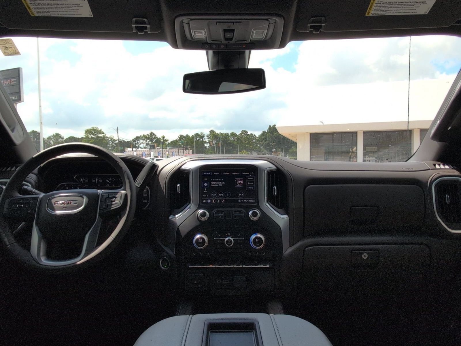 Used 2022 GMC Sierra 1500 SLT w/ SLT Premium Plus Package AWD/4WD image 27