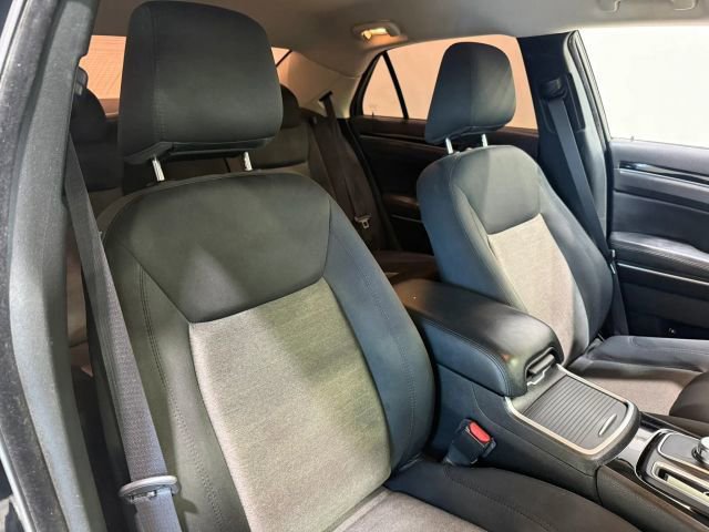 Used 2023 Chrysler 300 Touring w/ Sport Appearance Package RWD image 24