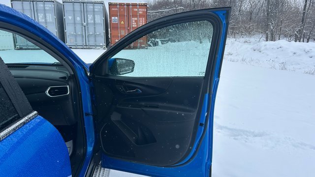 Certified 2024 Chevrolet Equinox LT image 40