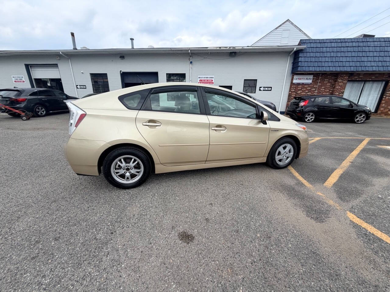 Used 2011 Toyota Prius Three FWD image 23