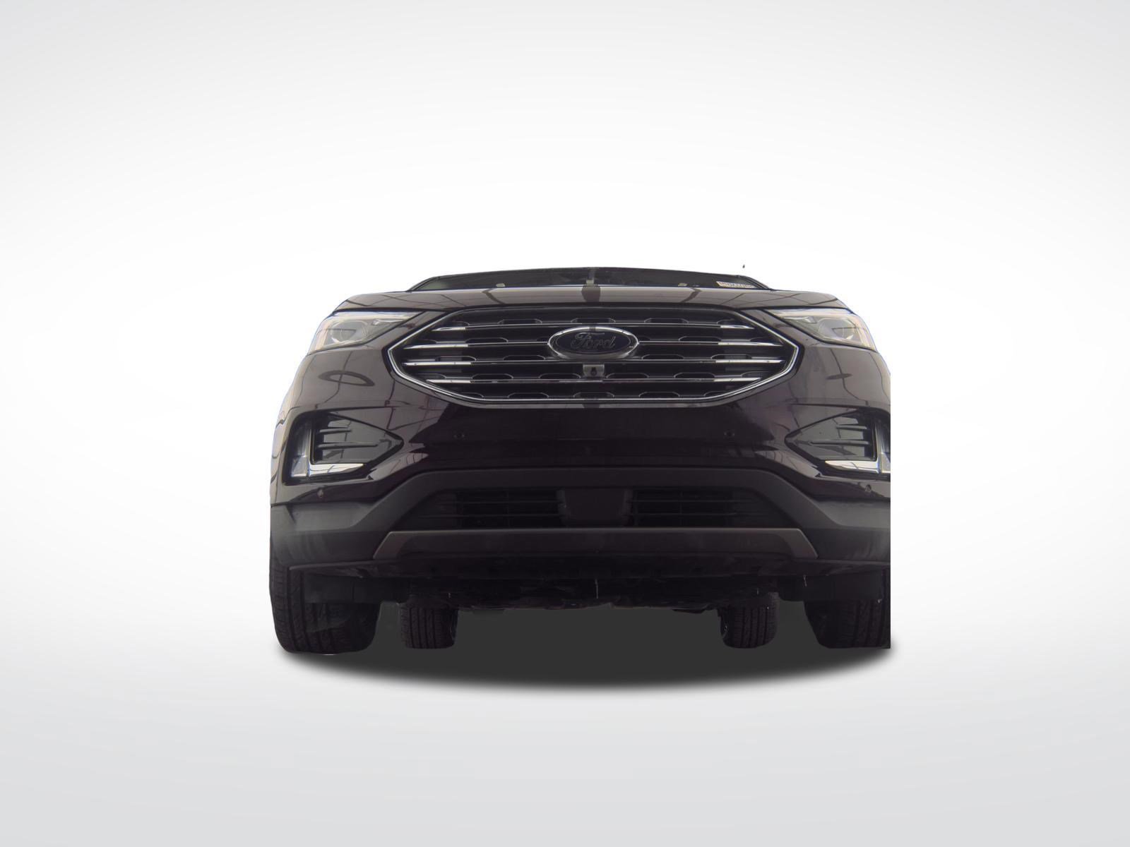 Used 2024 Ford Edge Titanium w/ Equipment Group 301A image 3