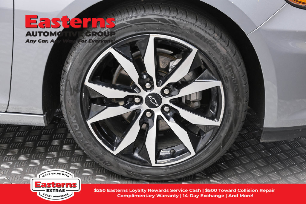 Used 2024 Chevrolet Malibu RS FWD image 31