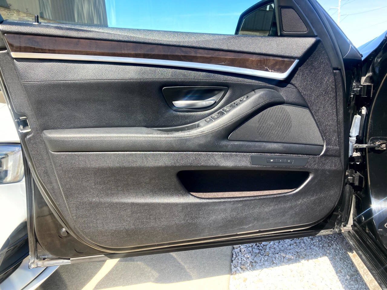 Used 2015 BMW 528i xDrive Sedan AWD/4WD image 28