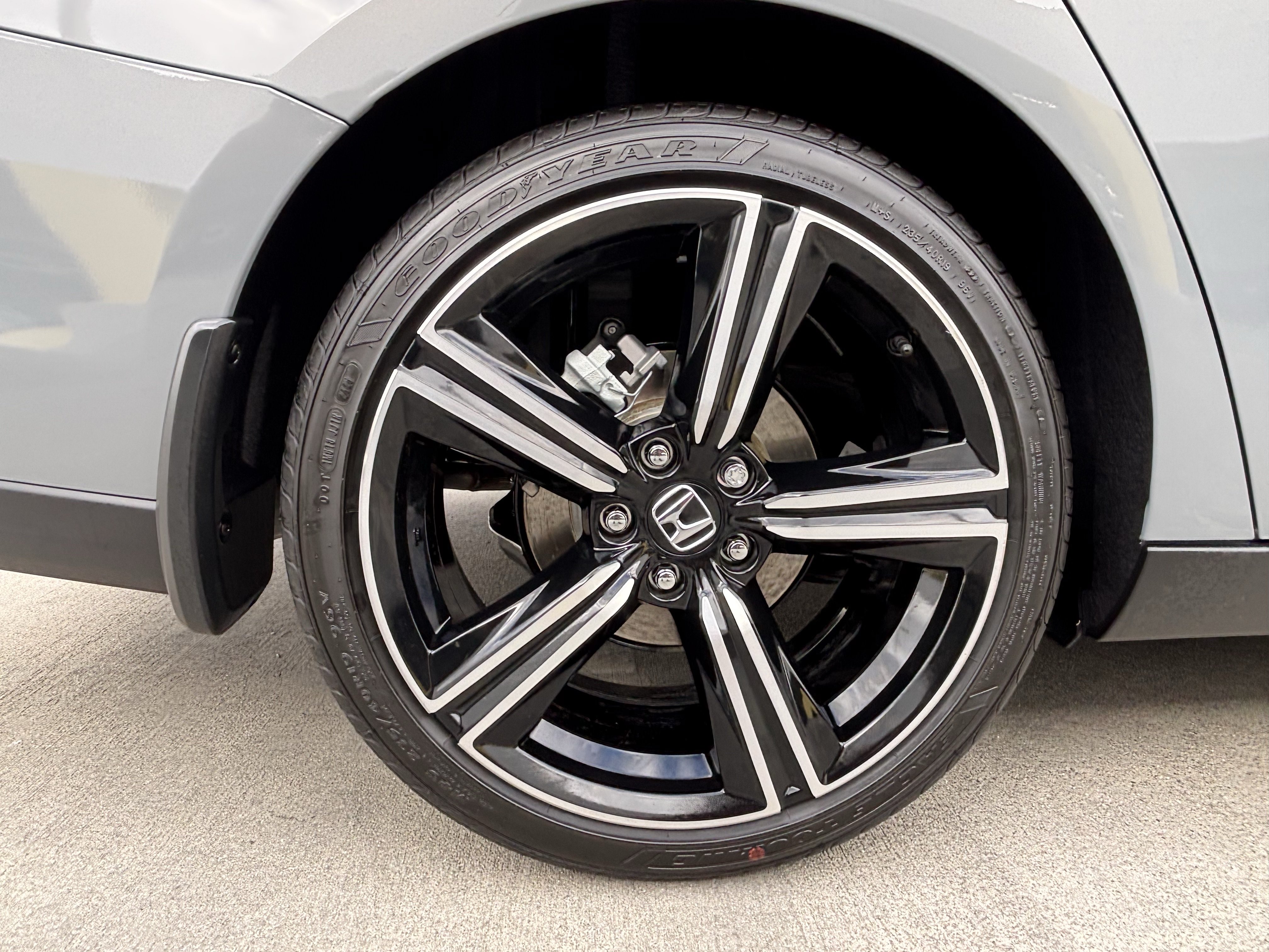 Used 2026 Honda Accord SE image 7