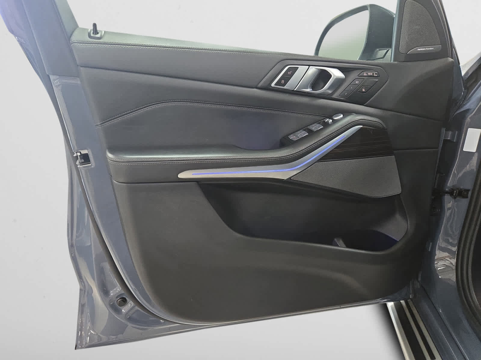 Used 2025 BMW X7 xDrive40i image 18