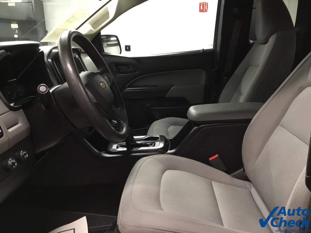 Used 2018 Chevrolet Colorado W/T AWD/4WD image 24
