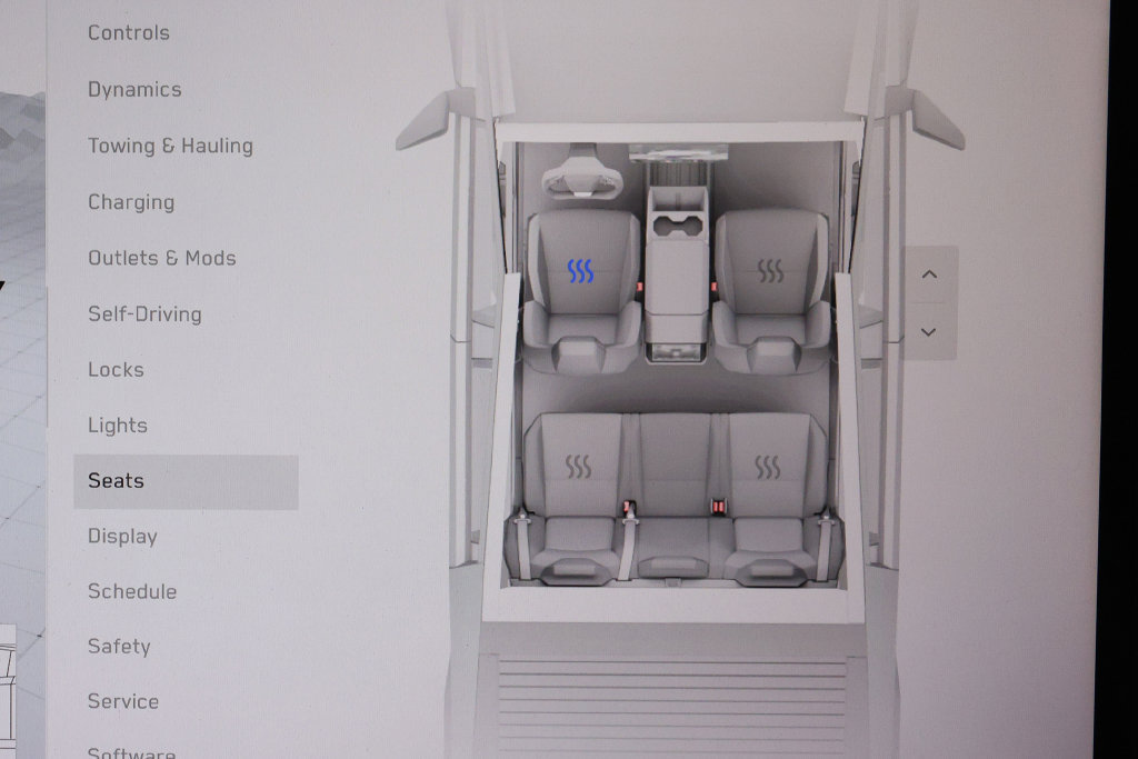 Used 2025 Tesla Cybertruck AWD Crew Cab image 24