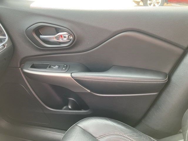 Certified 2021 Jeep Cherokee Latitude Lux 80th Anniv w/ Quick Order Package 26U 80TH image 21