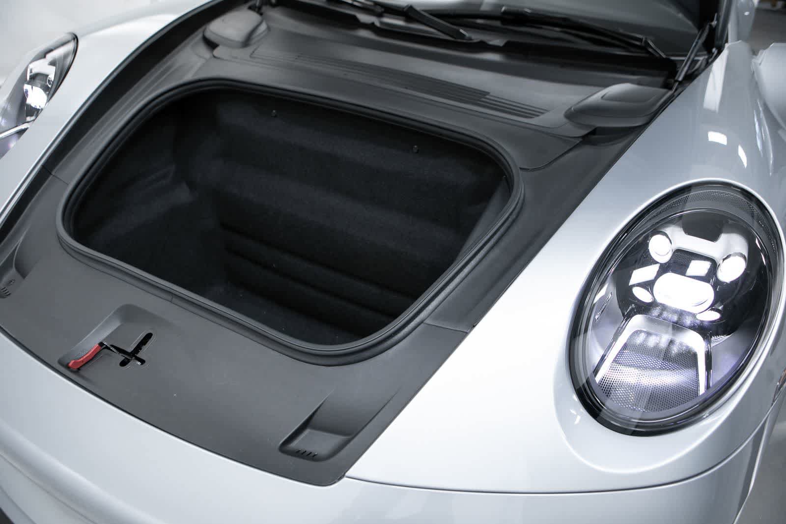 Certified 2020 Porsche 911 Carrera S RWD image 35