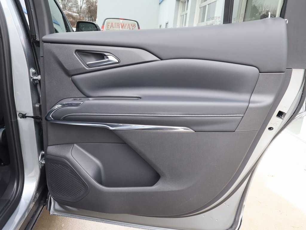 New 2026 Chevrolet Traverse LT image 33