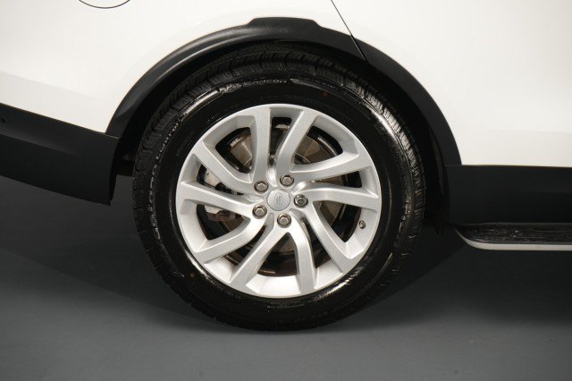 Used 2019 Land Rover Discovery HSE AWD/4WD image 23